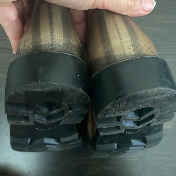 Burberry Haymarket Nova Check rain boots size 36. Excellent condition - Picture 11 of 16